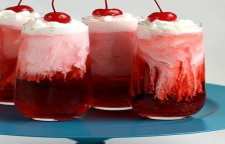 دستور تهیه آلبالو گلاسه ترش و خوش طعم