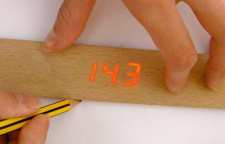 تلفیق خط کش های چوبی قدیمی و فناوری نوین