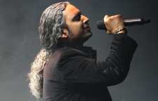 اجرای تیتراژ مجموعه تلویزیونی مینو با صدای مازیار فلاحی