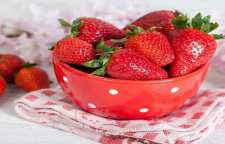 روش تهیه شربت توت فرنگی