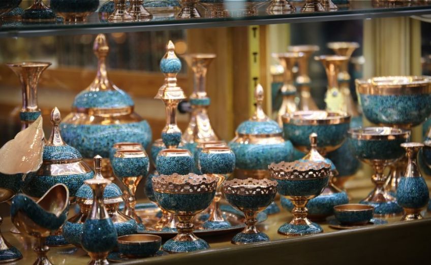 فیروزه کوبی یکی از منحصر به فرد ترین سوغات اصفهان