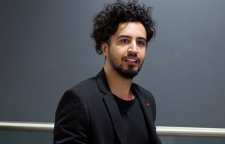 بیوگرافی و عکس های مهرداد صدیقیان