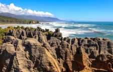 صخره های پنکیکی شهرستان پوناکیکی جاذبه معروف نیوزیلند