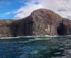غار فینگال اسکاتلند شبیه یک اثر هنری معاصر