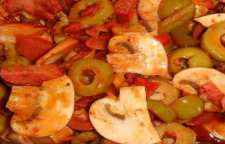 روش تهیه ترشی قارچ و زیتون