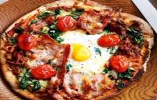 نحوه درست کردن پیتزا فلورانس با تخم مرغ