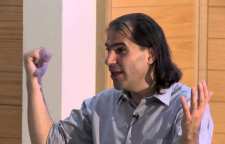 نیما ارکانی حامد فیزیکدان مشهور ایرانی که ملقب به انیشتین دوم است