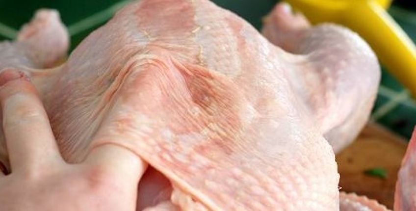 آیا خوردن پوست مرغ خطرناک است