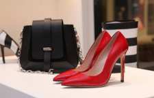 نحوه ست کردن انواع کیف و کفش زنانه