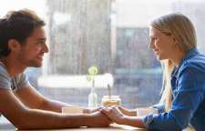 چرا من نمیتوانم به همسرم ابراز علاقه کنم