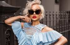 رنگ لباس مناسب مو های طلایی و بلوند روشن