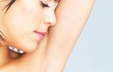 روش های از بین بردن سیاهی زیر بغل