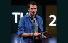 نمایش هار اثر برگزیده بیست و یکمین جشنواره بین المللی تئاتر دانشگاهی