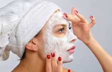 استفاده از مواد طبیعی برای از بین بردن موهای زائد در منزل