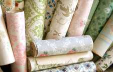 خلاقیت در استفاده از تکه های کاغذ دیواری