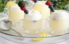 روش درست کردن نوشیدنی پانچ میوه ای کف دار