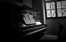 آشنایی با پیانو و انواع آن