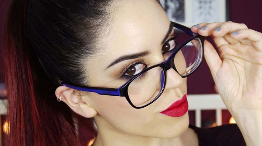 ترفند های آرایشی مفید برای خانم های عینکی