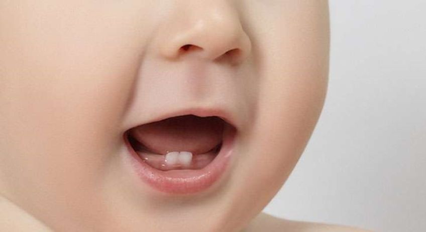 آیا زود دندان درآوردن کودکان  مشکلاتی ایجاد می کند