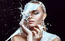 فواید و خواص بی نظیر استفاده از ماسک شیر برای پوست