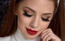 تکنیک ها و ترفند های آرایشی برای جوان تر نشان دادن صورت