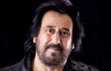 بیوگرافی و عکس های شهرام شب پره خواننده ایرانی