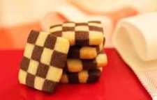 آموزش طبخ شیرینی شطرنجی خوشمزه