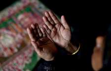 نماز برای آمرزش والدین