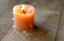 موم شمع را از روی سطوح مختلف چگونه پاک کنیم