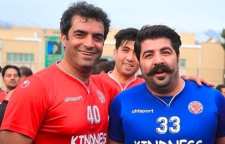 عکس بهنام بانی و منوچهر هادی در دربی هنرمندان