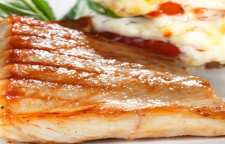 روش پخت ماهی با فلفل قرمز و سبز سنگالی