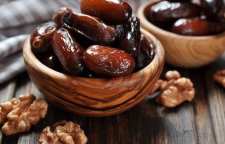 فواید و عوارض ترکیب خرما و گردو با هم چیست