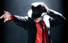 از آلبوم مشهور مایکل جکسون تا بادیگاردِ ویتنی هیستون