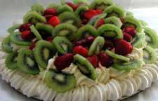 آموزش تهیه دسر پاولووا