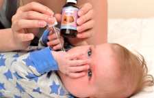 چرا نوزادان دچار کم خونی می شوند و علائم آن چیست