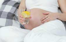 آیا مصرف آب لیمو در زمان بارداری ضرر ندارد