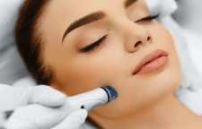 جوانسازی پوست با روش میکرودرم ابریژن