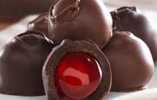طرز تهیه دسر خوشمزه  شکلات گیلاسی