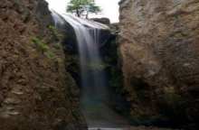 آبشار ورسک پل سفید از آبشار های فصلی سوادکوه مازندران