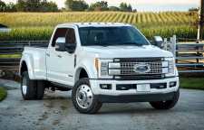 وانت غول پیکر فورد F-450 یکی از قدرتمند ترین های دنیا