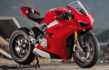 بررسی و مشخصات موتور دوکاتی پانیگاله V4