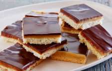 طرز تهیه شورت برد شکلات و کاراملی