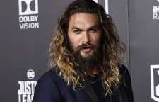 بیوگرافی و عکس های جیسون موموآ بازیگر آمرکایی