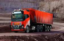 ولوو از کامیون خودران FH16 خود با آزمایش در یک معدن رونمایی کرد