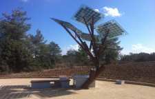 درخت eTree با قابلیت ارائه وای فای مجانی و شارژ تلفن