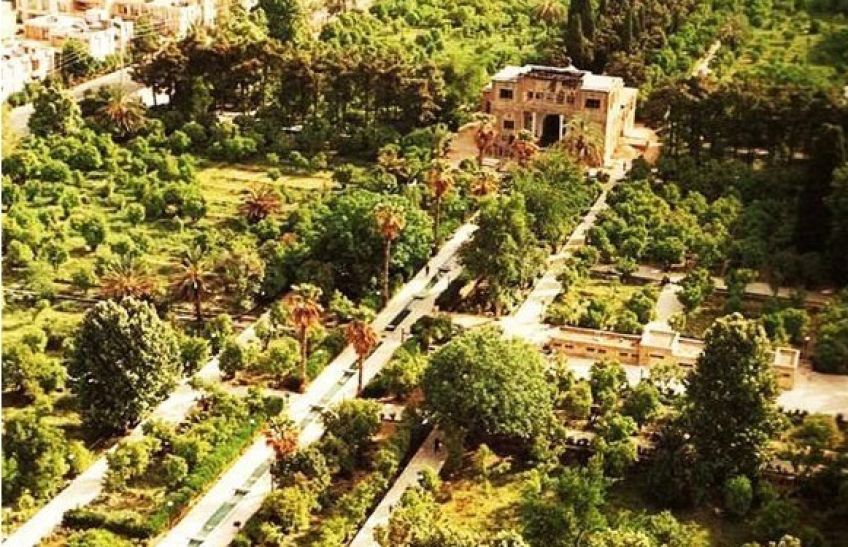 باغ تاریخی دلگشا شیراز باغی با درختان نارنج و پرتقال