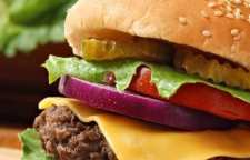 روش درست کردن همبرگر و قارچ با مایکروفر