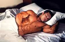 تأثیر خواب مناسب بر تمرینات و رشد عضلات