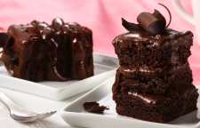 آموزش طبخ کیک شکلاتی گرم مقوی با طعمی خاص و بی نظیر