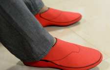 کفش های هوشمند Lechal با لرزش مسیر درست را نشان می دهند